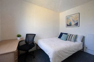 Photo 14- click for photo gallery